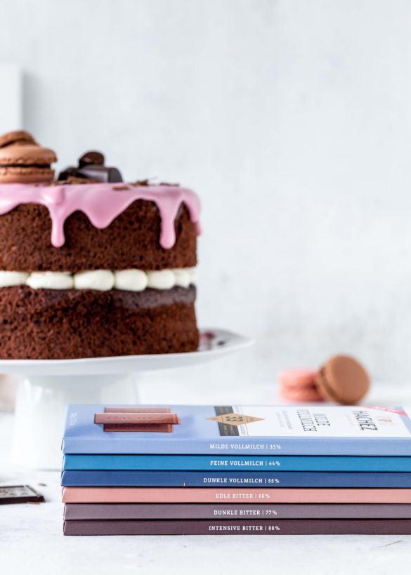 Einfache Schokoladen Rotwein Torte mit Ricottacreme backen. Das Rezept gibt es auf Dem Blog Emmas Lieblingsstücke.