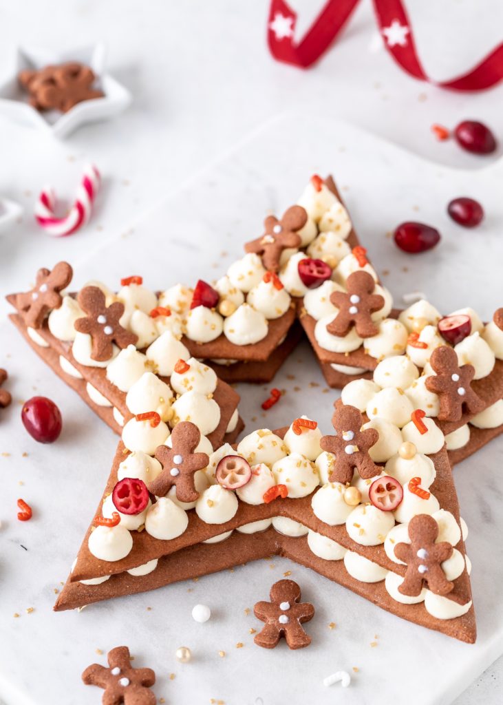 Gingerbread Cream Tart Rezept Lebkuchen Letter Cake Number Cake Weihnachten Backen Trendkuchen 2018 Stern #christmas #cake #gingerbread