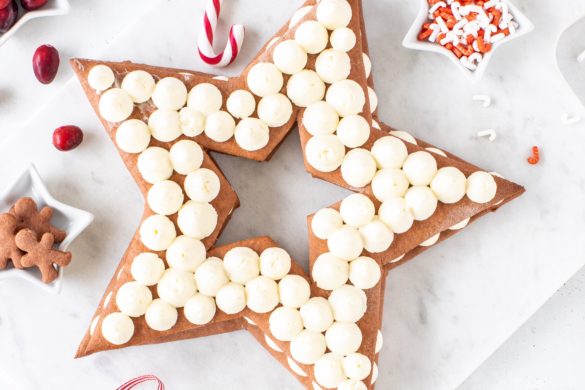 Gingerbread Cream Tart Rezept Lebkuchen Letter Cake Number Cake Weihnachten Backen Trendkuchen 2018 Stern #christmas #cake #gingerbread