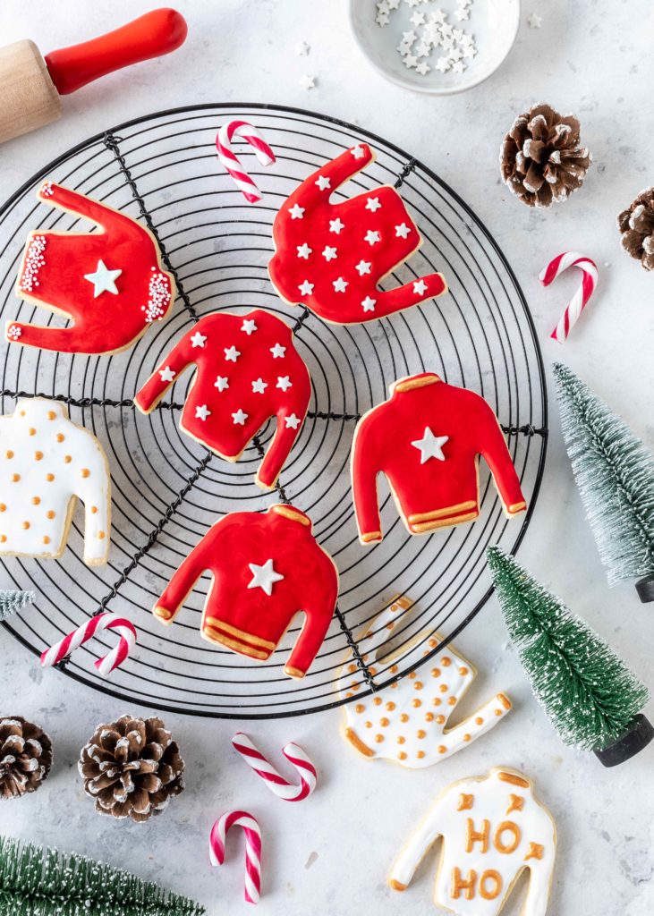 (Werbung) Ugly Christmas Sweater Kekse Rezept Backen Weihnachten Plätzchen Royal Icing