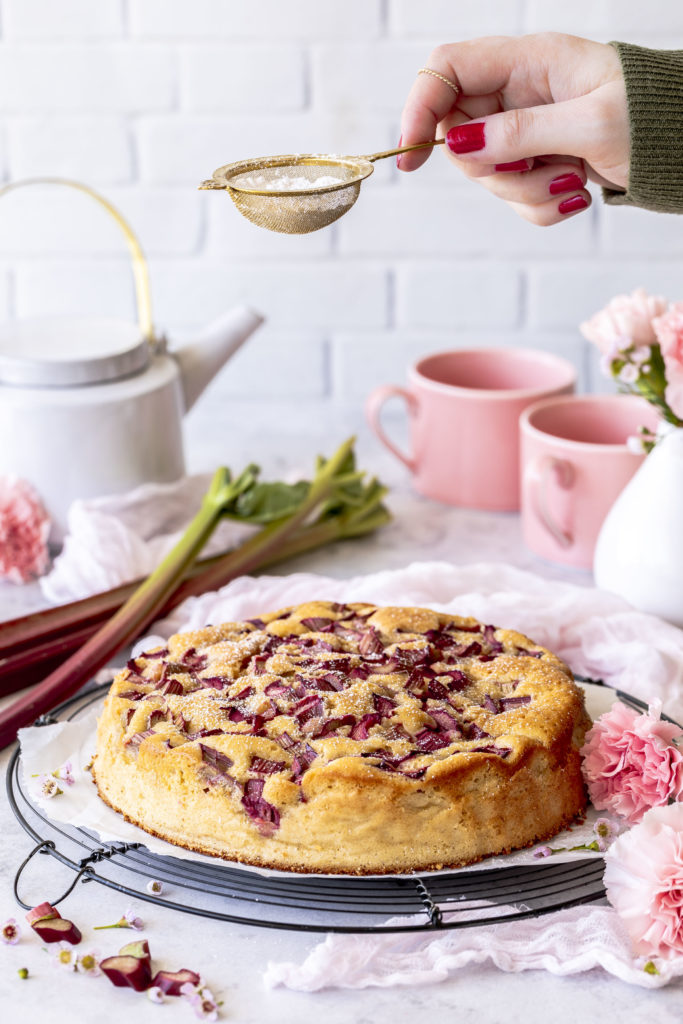 Rezept: super saftiger Rhabarber Schmand Kuchen backen einfach lecker gesund #rhabarber #kuchen #rhubarb #lecker | Emma´s Lieblingsstücke