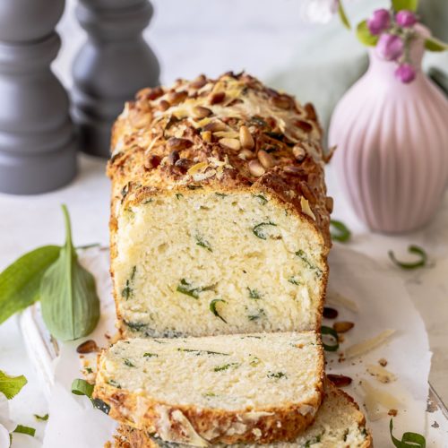 Schnelles Bärlauchbrot mit Grana Padano backen ohne Hefe Rezept für Brot mit Käse Emmas Lieblingsstücke