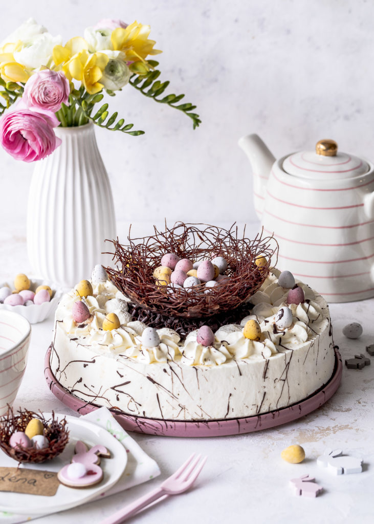 DIY: Osternest selber machen Torte dekorieren zu Ostern Emmas Lieblingsstücke