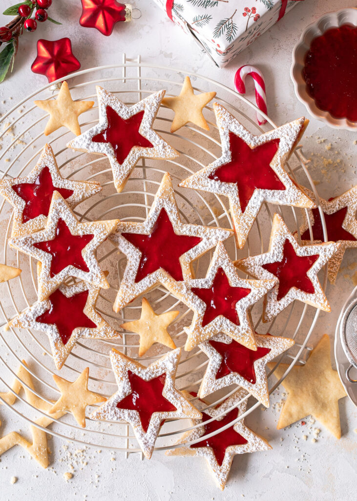 Bestes Linzer Plätzchen Rezept Sterne Spitzbuben Marmelade Weihnachten Backen Advent Kekse Emmas Lieblingsstücke
